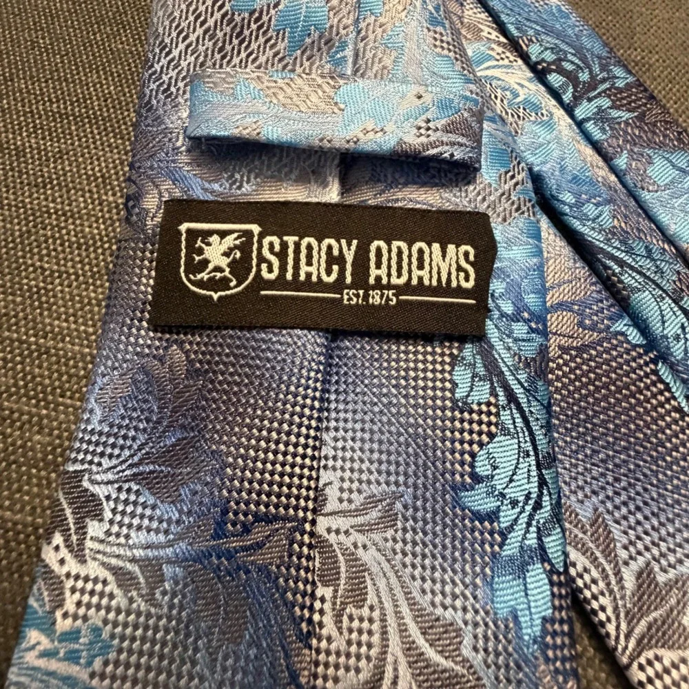 Stacy Adams Mens Blue Silver Floral Paisley Woven Jacquard Silk Blend‎ Necktie